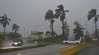 Huracán Lisa toca tierra en Belice, que soporta fuertes lluvias; hay alerta en varios países de Centroamérica