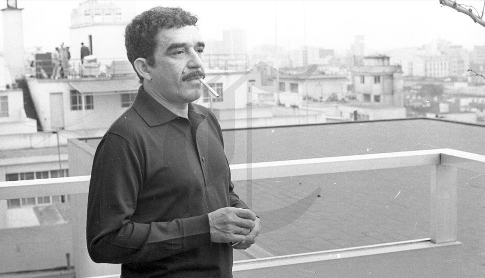 La visita de Gabriel García Márquez a Lima en 1967. De fondo, Lima. 
