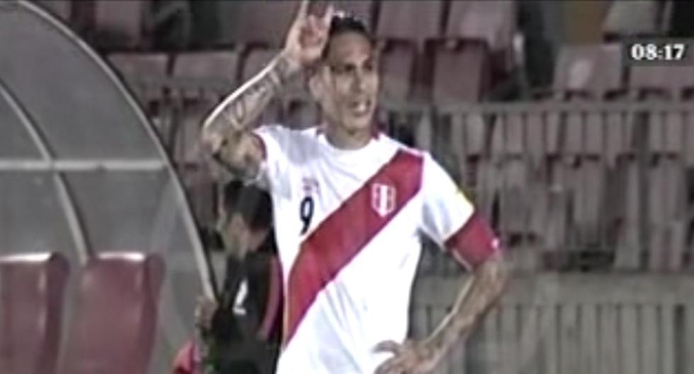 Paolo Guerrero alzó la polémica en los medios chilenos por estos gestos. (Foto: Captura)