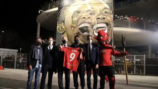 Samuel Eto’o recibió un homenaje en la previa del duelo del FC Barcelona vs. Real Mallorca | VIDEO
