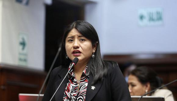 Nieves Limachi, congresista de la bancada Perú Democrático. (Foto: Congreso)
