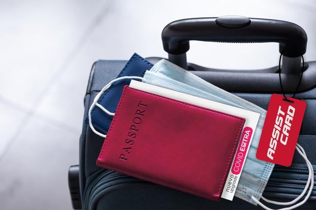 “Viajar con una asistencia integral al viajero significa estar protegido contra todo tipo de accidentes médicos e imprevistos como pérdida de equipaje o documentos, cancelación de vuelos, entre otros”.