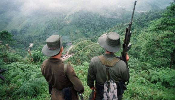 "Regresaron a Colombia para enrolarse en la guerrilla del Ejército Popular de Liberación a lo largo de  aproximadamente tres años. Aquel tiempo fue suficiente para experimentar no solo lo complejo y sacrificado de esa travesía, sino también los conflictos que se producen en esa letanía y aprisionante vida guerrillera". (Foto: Getty Images)