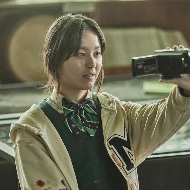 Nam Eun Joo podczas kręcenia siebie w południowokoreańskim serialu.  (Zdjęcie: Netflix).