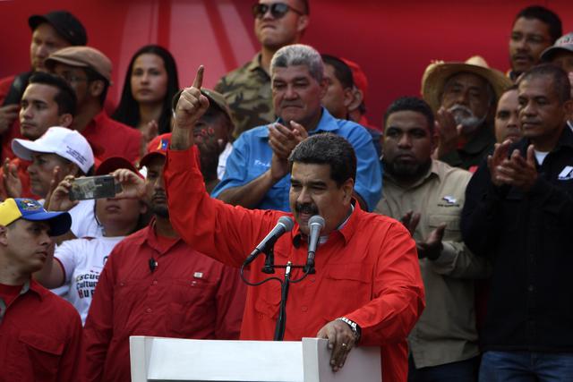Nicolás Maduro llega a marcha de chavistas en Caracas. Foto: AFP