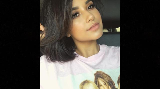 Censuran a Becky G por letra de la canción "Mayores"