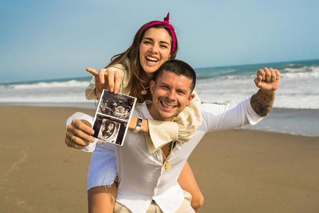 Mario Hart y Korina Rivadeneira serán padres por primera vez, así lo confirmaron ambos a través de sus redes sociales. (Foto: Instagram)