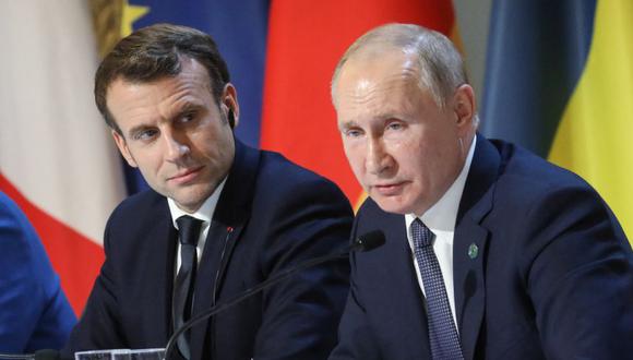 El presidente francés, Emmanuel Macron, y su homólogo ruso, Vladimir Putin, en París, el 9 de diciembre de 2019. (Foto: LUDOVIC MARIN / POOL / AFP)
