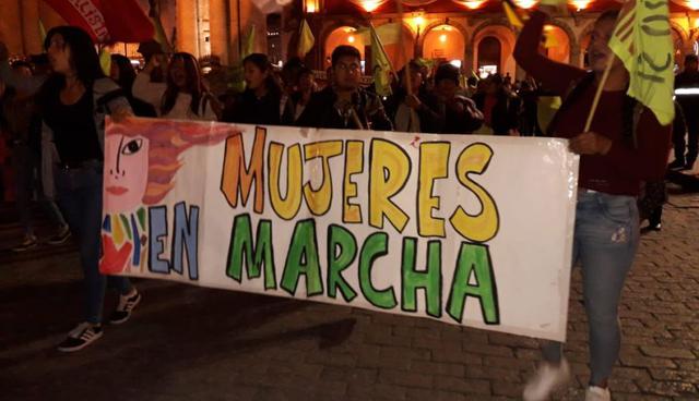 Tía María: mujeres marchan en respaldo a paro acatado por Valle de Tambo. (Foto: Zenaida Condori)