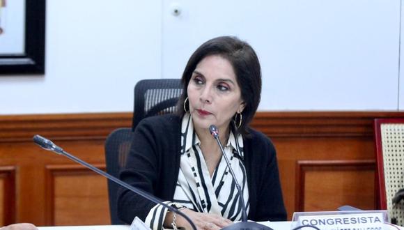 Patricia Juárez niega que Fuerza Popular vaya a respaldar un proyecto de ley que afecte a la prensa. (Foto: Congreso)