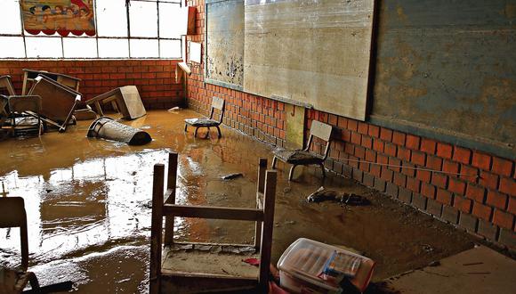 El Ministerio de Educación ha contabilizado en todo el país 1.464 instituciones educativas con daños leves producto de las lluvias. Los colegios de Piura han sido los más afectados por El Niño costero. (Foto: Archivo El Comercio)