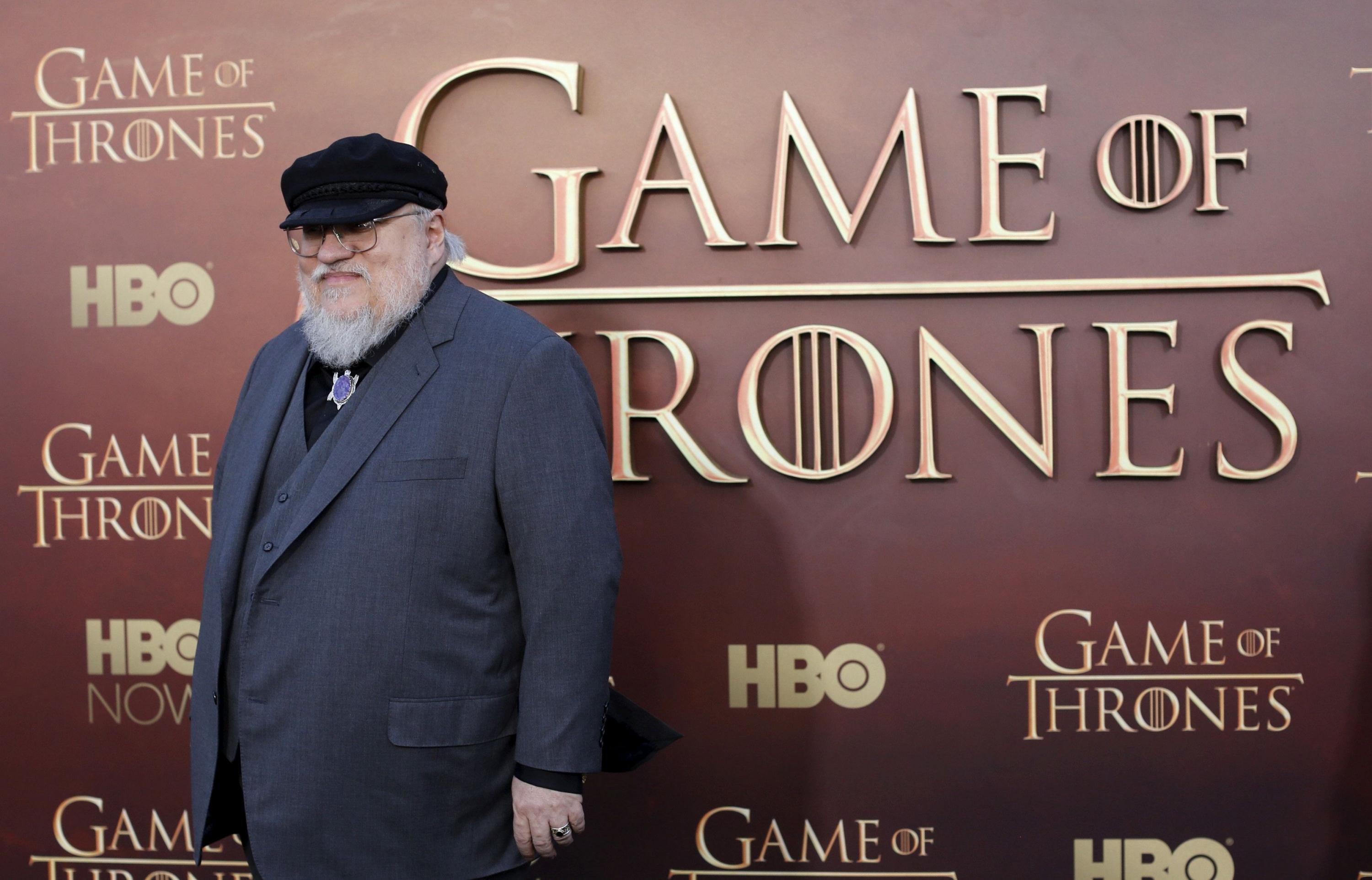 George R.R. Martin asegura que sigue de cerca los detalles de la serie de HBO, ganadora de 38 premios Emmy. (Foto: Reuters)