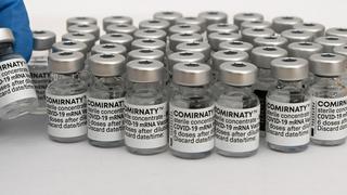 Dinamarca tirará 1,1 millones de vacunas contra el coronavirus porque no logró donarlas