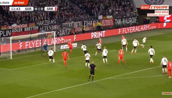 El gol de cabeza de Luka Jovic a Alemania. (Foto: captura de video)