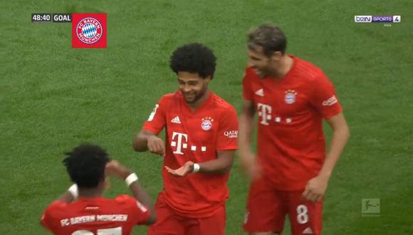 Serge Gnabry marcó el 2-1 del Bayern Múnich en el campo del Augsburgo con un golazo. (Foto: captura)