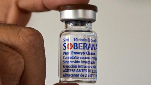 Soberana 2 se convirtió el pasado 4 de marzo en la primera vacuna experimental contra el COVID-19 de Latinoamérica en entrar en la fase tres, la última antes de su aprobación. (Foto: YAMIL LAGE / AFP)