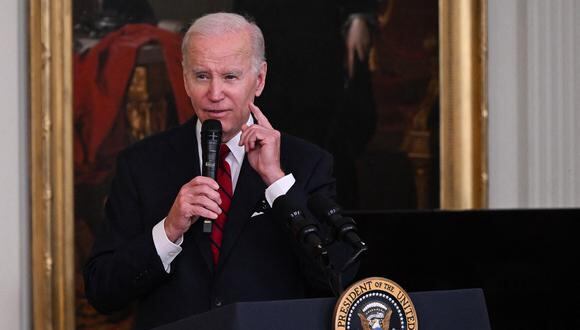 El presidente de los Estados Unidos, Joe Biden, habla durante una recepción para celebrar el Año Nuevo Lunar, en el Salón Este de la Casa Blanca en Washington, DC, el 26 de enero de 2023. (Foto de ANDREW CABALLERO-REYNOLDS / AFP)