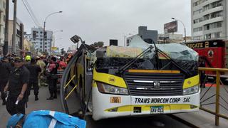 Av. Brasil: así quedó el bus tras impactar contra puente de la Av. La Marina | FOTOS