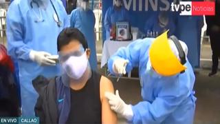 Ex futbolista Jaime Duarte recibe primera dosis de vacunación