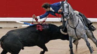 Así podrás denunciar las fotos de corridas de toros en Facebook