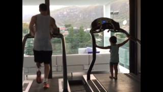 Lionel Messi: así entrena junto a su hijo Thiago (VIDEO)