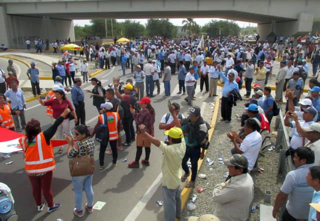 Según reportes del Ministerio del Interior (Mininter), actualmente se registran bloqueos en seis regiones (Foto: Carlos Chunga)