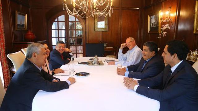 PPK se reunió con César Acuña y congresistas de APP - 2