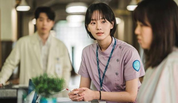 Love Alarm” vs. “It's Ok Not To Be Ok, Doramas en Netflix, ¿Cuál es el  mejor?, Series coreanas, Está bien no estar bien, SALTAR-INTRO