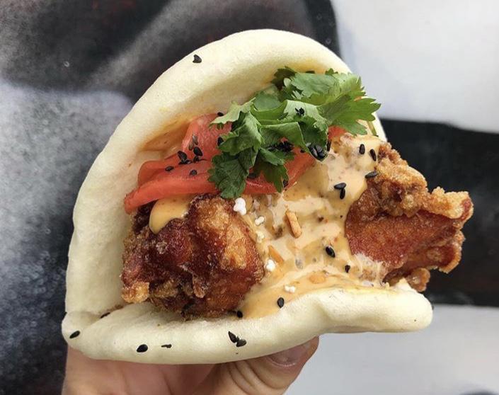 Sanguchito Bao Pollito Chicken, una de las dos opciones que ofrecerán en cocina nikkei Arlette Eulert,