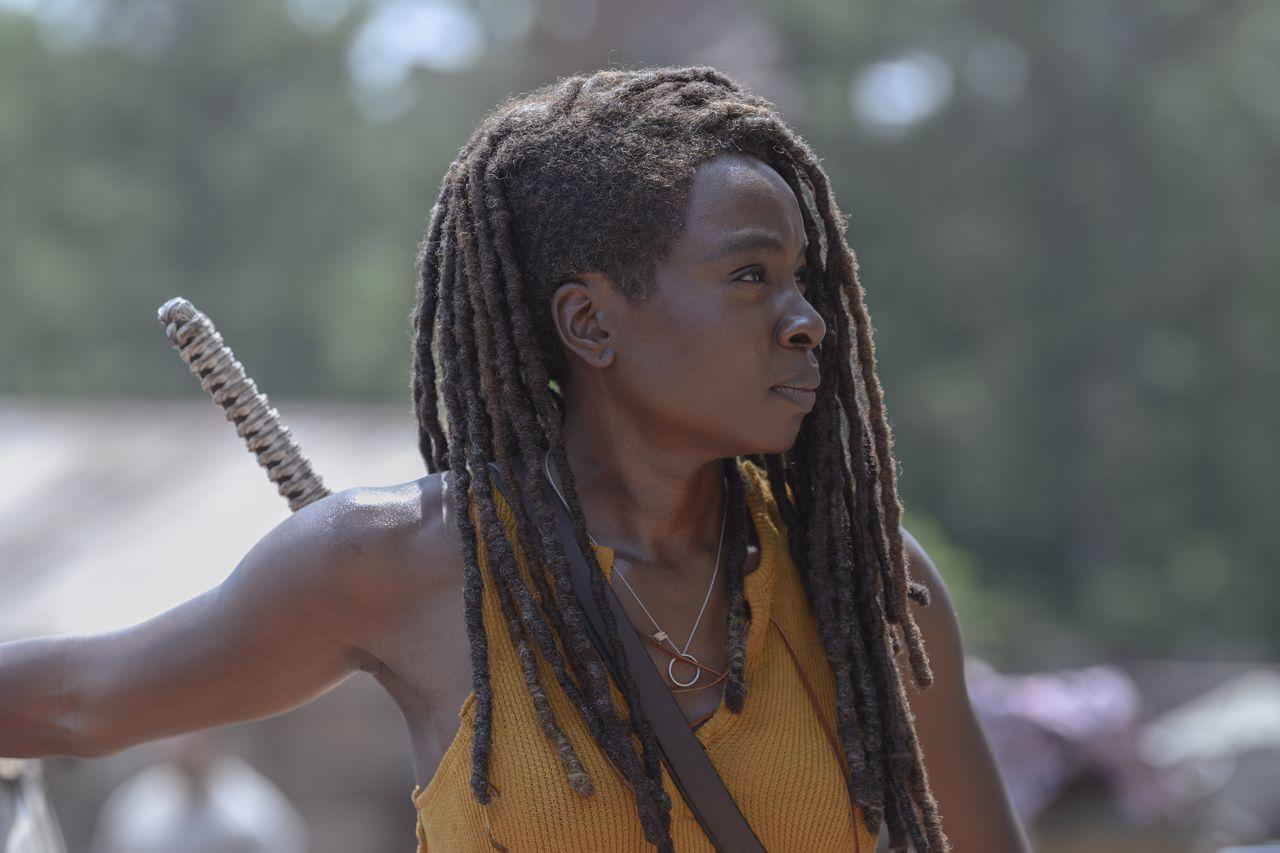 "The Walking Dead" 10x04: Michonne (Danai Gurira) cree saber por qué los Whisperers no atacaron abiertamente Alexandria. Foto: Fox.