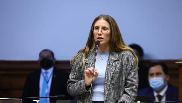 Adriana Tudela plantea otra vez elecciones complementarias en abril del 2024. (Foto: Congreso)