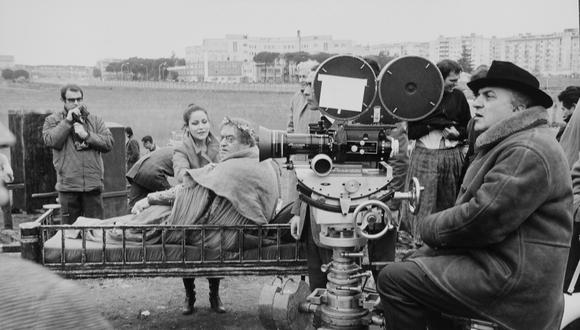 Federico Fellini en pleno rodaje del Filme "Satyricon", en 1969   (Foto Getty Images)
