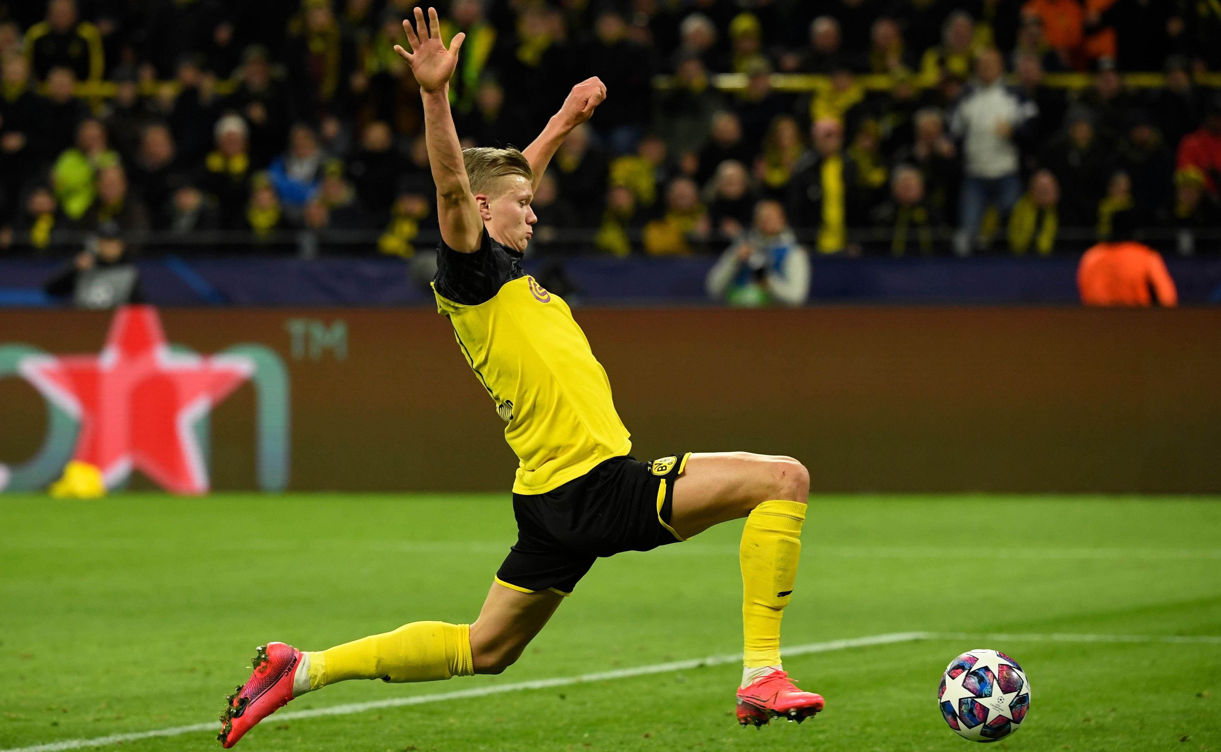 Haaland y el oficio de convertir goles. (Foto: AFP)