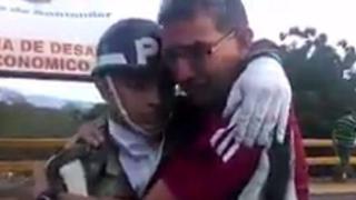 Conmovedor llanto de un venezolano que cruzó a Colombia [VIDEO]