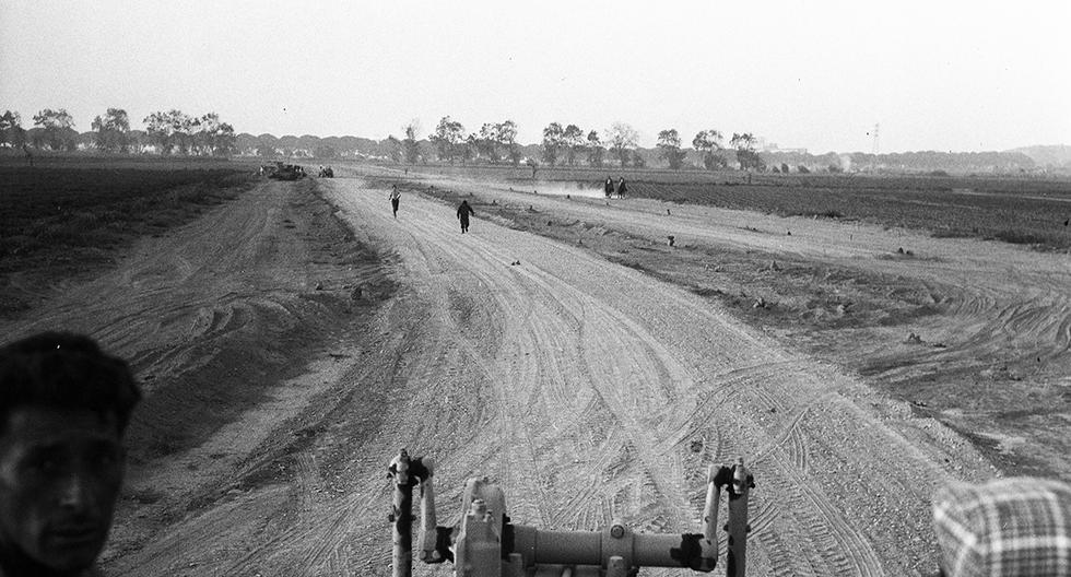 Callao, 5 de junio de 1961. Una vista de los trabajos iniciales de construcción de la avenida Elmer Faucett en la Provincia Constitucional del Callao. (Foto: GEC Archivo Histórico)