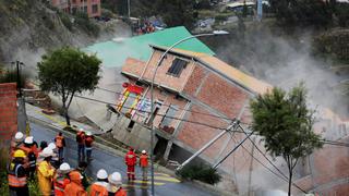 Impresionante derrumbe de decenas de casas en Bolivia quedó registrado en video