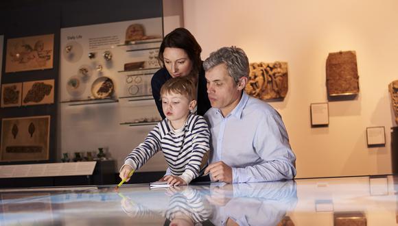 El programa Museos Abiertos brinda acceso gratuito a los museos, sitios arqueológicos y lugares históricos administrados por el Estado, los primeros domingos de cada mes. (Foto: Shutterstock)