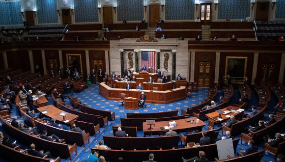 Cámara de Representantes de Estados Unidos pide a Mike Pence que active la destitución de Donald Trump. (Foto: SAUL LOEB / POOL / AFP).