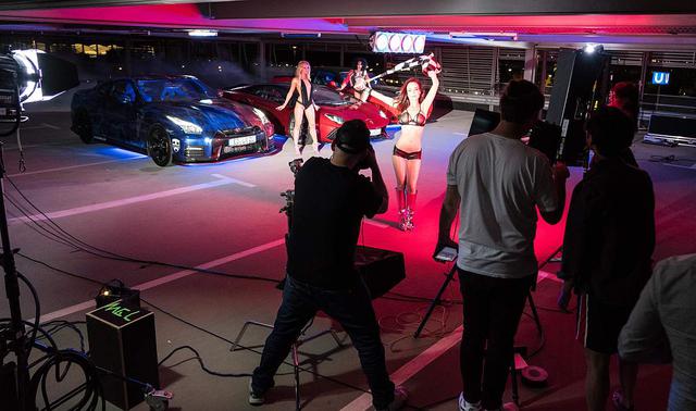 Este Nuevo Calendario De Liqui Moly Trae Algo Más Que Bellas Chicas Fotos Ruedas Tuercas 6713