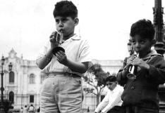 Niños limeños juegan en década de 1960 