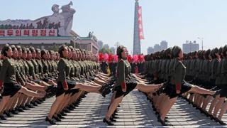 Corea del Norte y el doloroso entrenamiento de quienes participan en sus desfiles