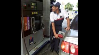 Venezuela: rechazan aumento de la gasolina más barata del mundo