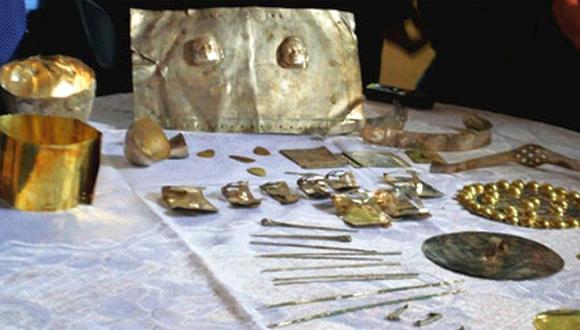 Vecinos de Cajamarca encontraron los valiosos objetos durante la Semana Santa y los entregaron a las autoridades. (Foto: Cortes&iacute;a)