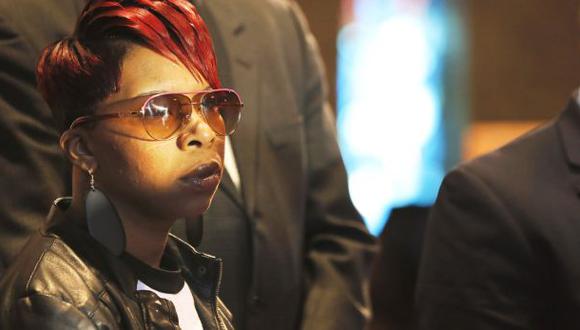 Los padres de Michael Brown demandan a la ciudad de Ferguson