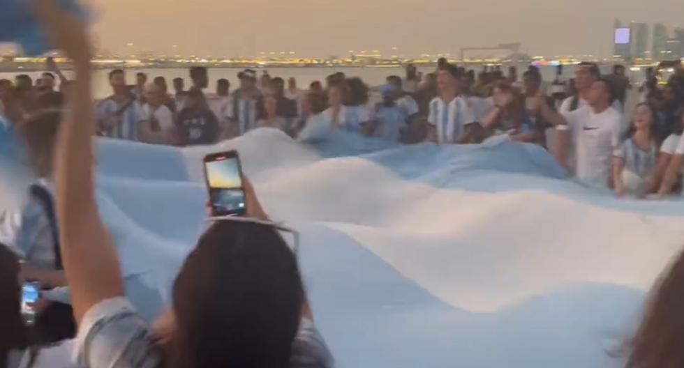 Fans of the Argentine national team star in a banner a few days before the start of the 2022 World Cup |  VIDEO