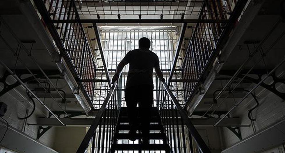 Francia instalará teléfonos en las celdas para la inserción de los presos. (Getty Images)