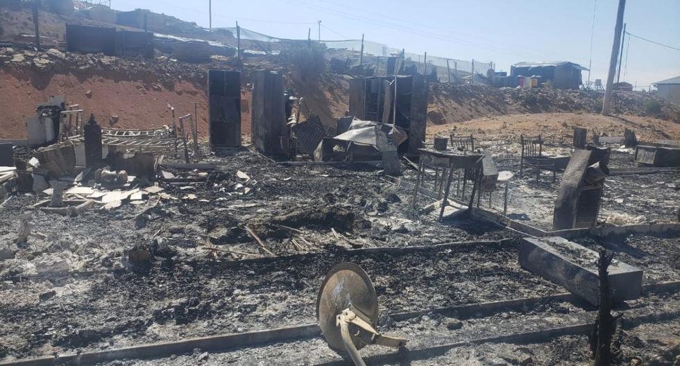 En este estado quedó el centro médico de Apumayo después de que una turba incendiera las instalaciones de la unidad minera. Entre los demás bienes afectados, se cuenta el comedor, una flota de camiones y más. (Foto: Apumayo)