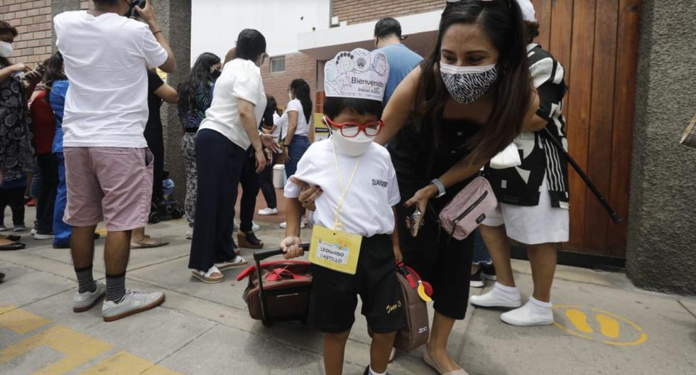 Cabe precisar que no es obligatorio que los menores estén vacunados para que asistan a los colegios. (Foto: El Comercio / César Campos)