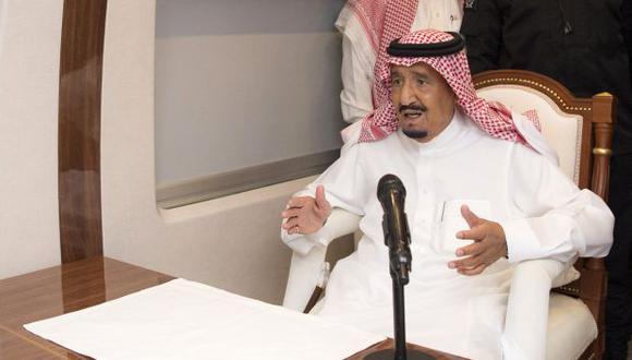 El rey Salman bin Abdulaziz llamó por teléfono al presidente turco para hablar por el periodista desaparecido Jamal Khashoggi. (Foto: AFP)