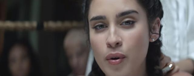 "Strangers", video que une a Halsey y Lauren Jauregui (Foto: YouTube)